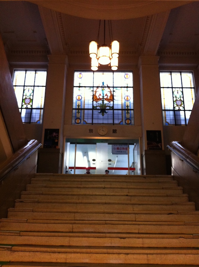 cityhall_entrance