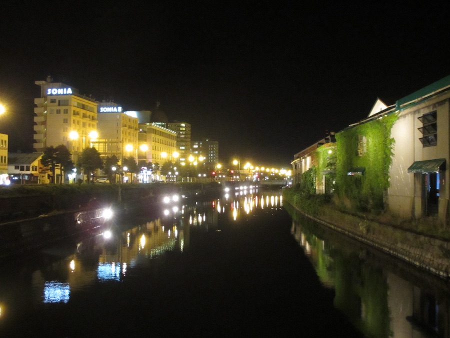 night_canal